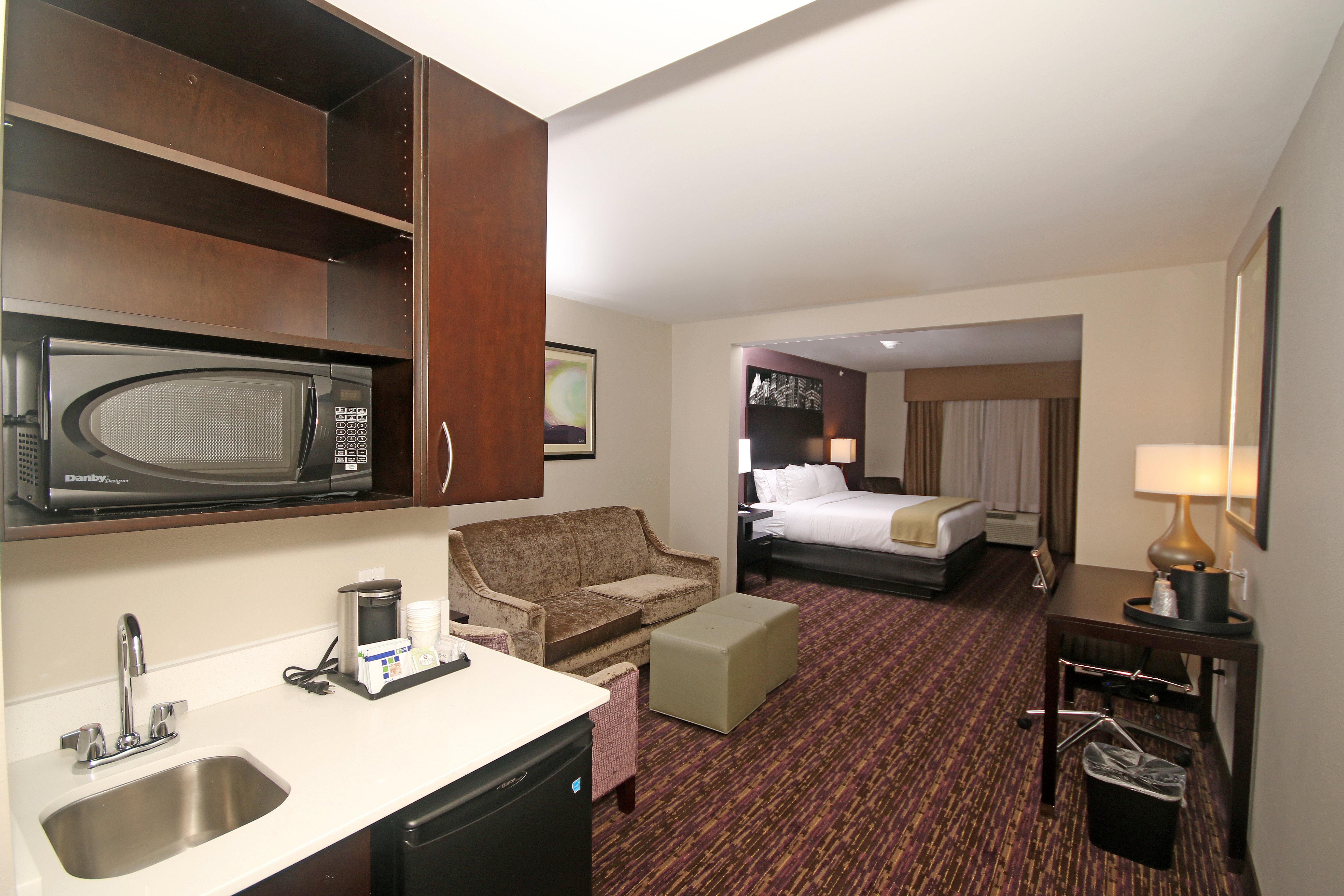Holiday Inn Express & Suites Charlotte North, An Ihg Hotel Dış mekan fotoğraf